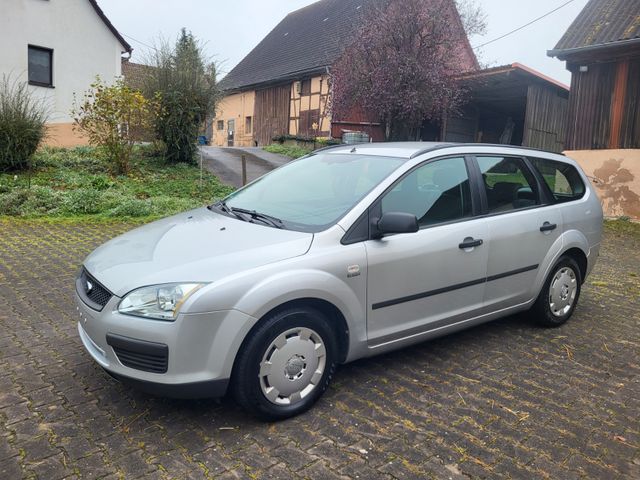 Ford Focus 1,6TDCi 80kW Ambiente Ambiente