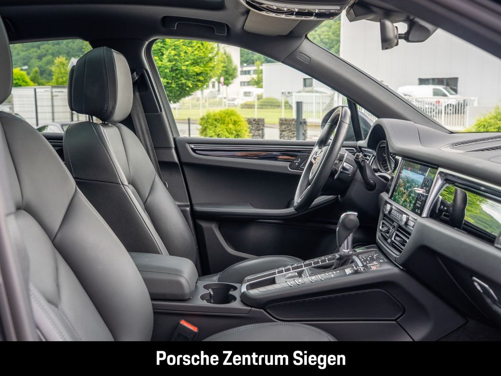 Porsche Macan S