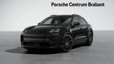 Porsche Macan 4