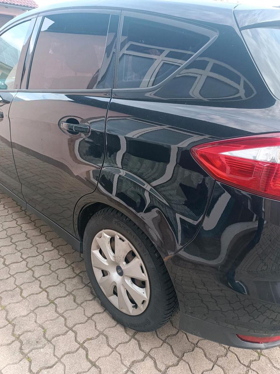 Ford C-MAX 2011 — photo 7