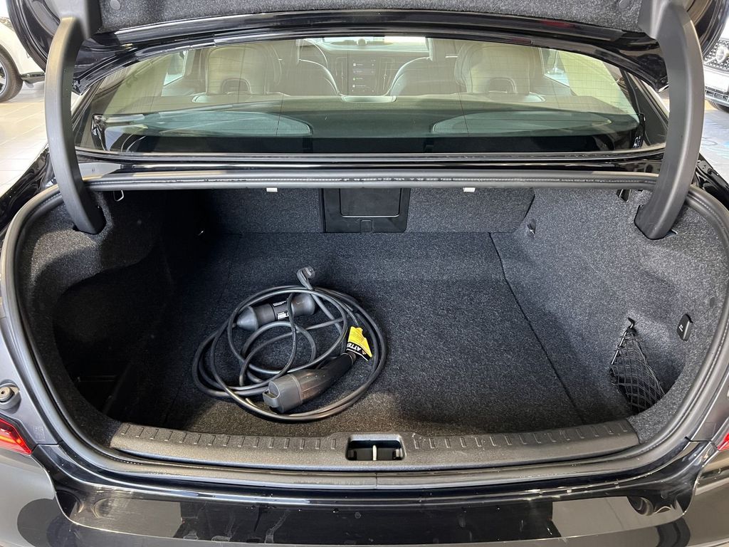 Volvo S60 T8 Ultimate Dark Recharge AWD B&W Massage