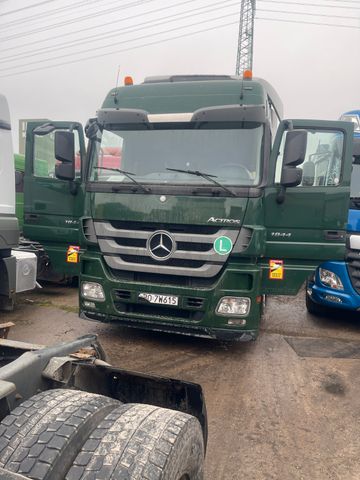 Mercedes-Benz Actros 1844. Telfon.17641212910