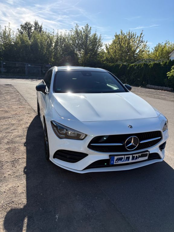 Image of Mercedes-Benz CLA 200 Shooting Brake