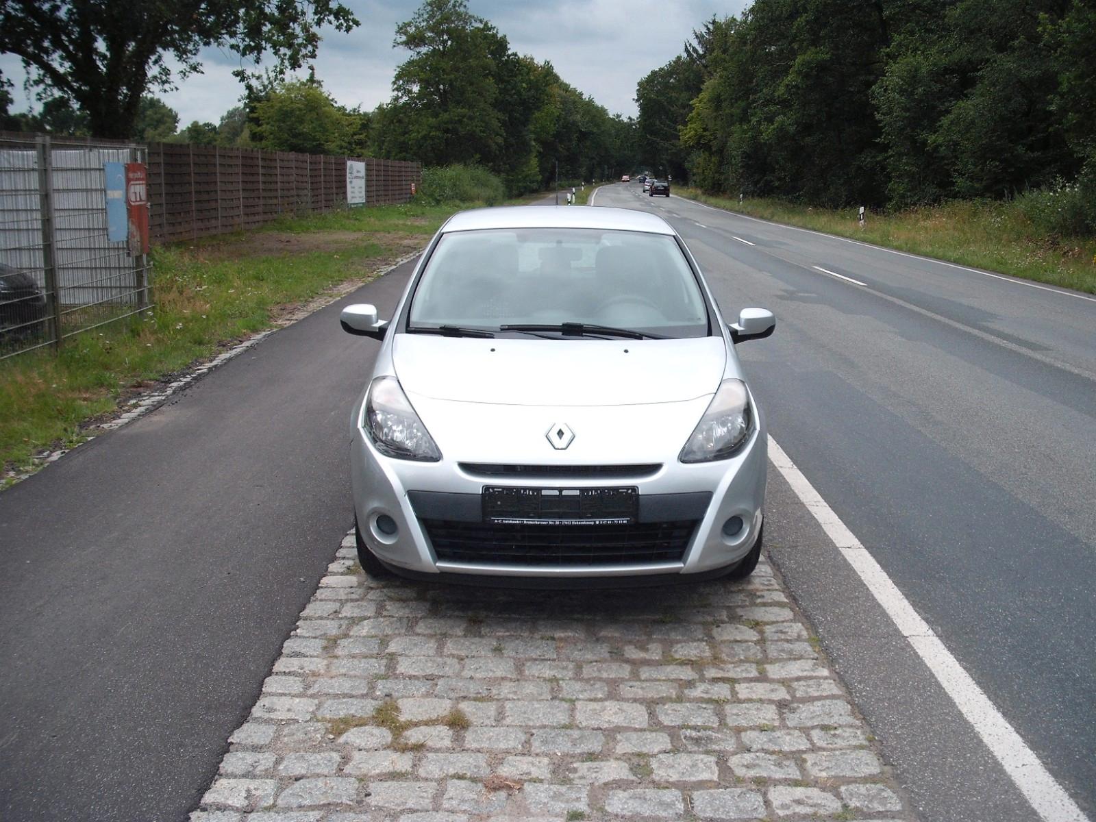 Renault Clio Yahoo 1.2 16V 75
