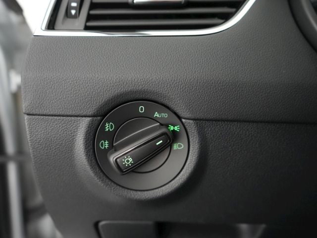 Octavia COMBI TSI SOLEIL+NAVI+RÜCKFAHRKAMERA+SIT