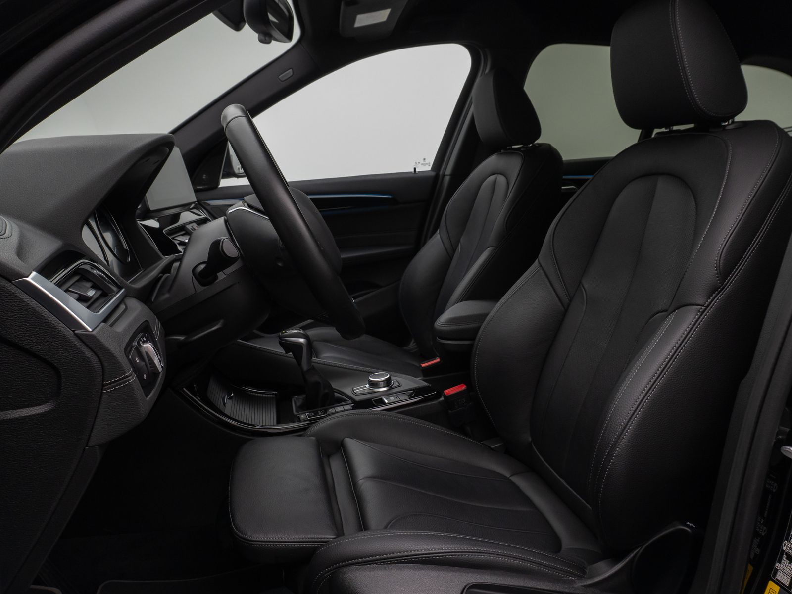 Fahrzeugabbildung BMW X1 xD25e xLine Kamera HUD DAB H/K Komfort Sport