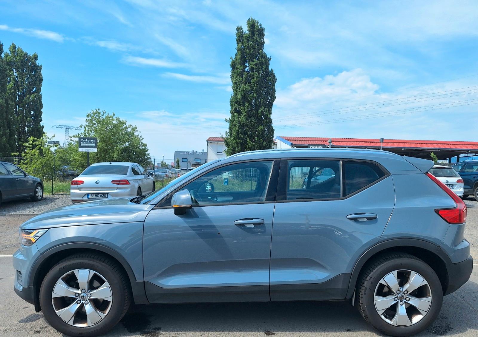 Volvo XC40*MomentumPro*T3*Nav*LED*Leder*Cam*SHZ