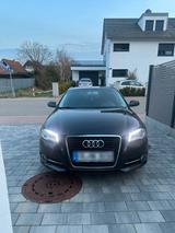 Audi A3 2.0TDI (DPF) Sportback Neue TÜV - Audi A3 aus 2012 mit Diesel-Antrieb: Kombi