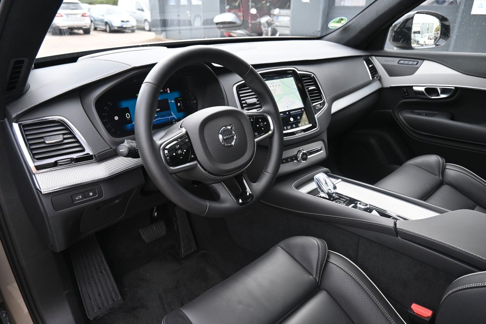 Fahrzeugabbildung Volvo XC90 T8 AWD Ultra Dark Recharge Plug-In Hybrid