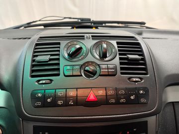 Fahrzeugverkauf 17 Mercedes-Benz Viano 3.0 CDI Trend Edition extralang
