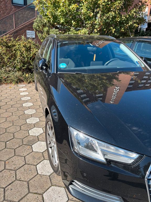 Image of Audi A4
