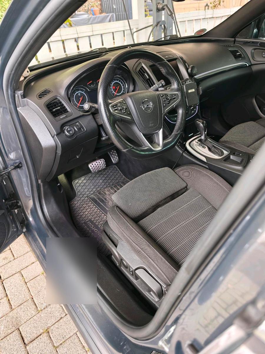 Opel Insignia 2014 — interior