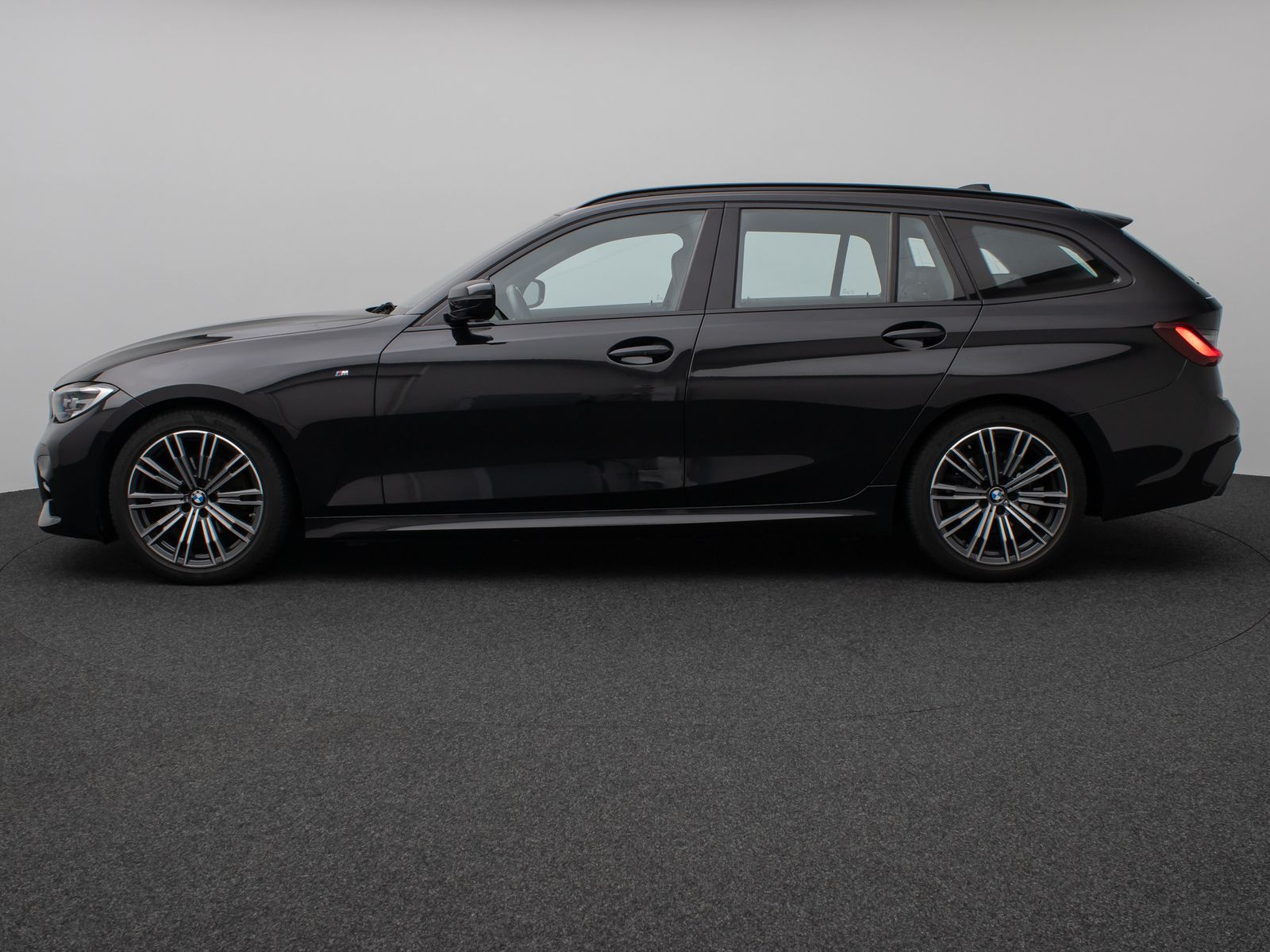 Fahrzeugabbildung BMW 320d M Sport DAB CockPitPro PDC Alarm AHK LED