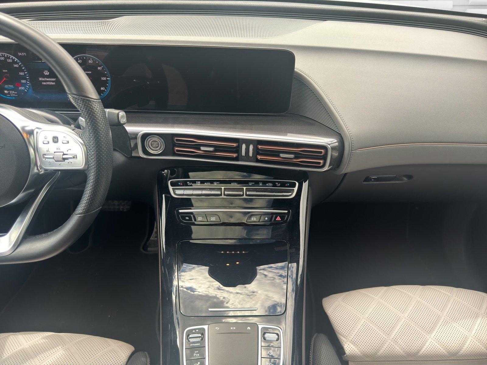 Mercedes-Benz EQC 400 4M. AMG+SHD+AHK+360°+Mem.+Distr.+20"+LED