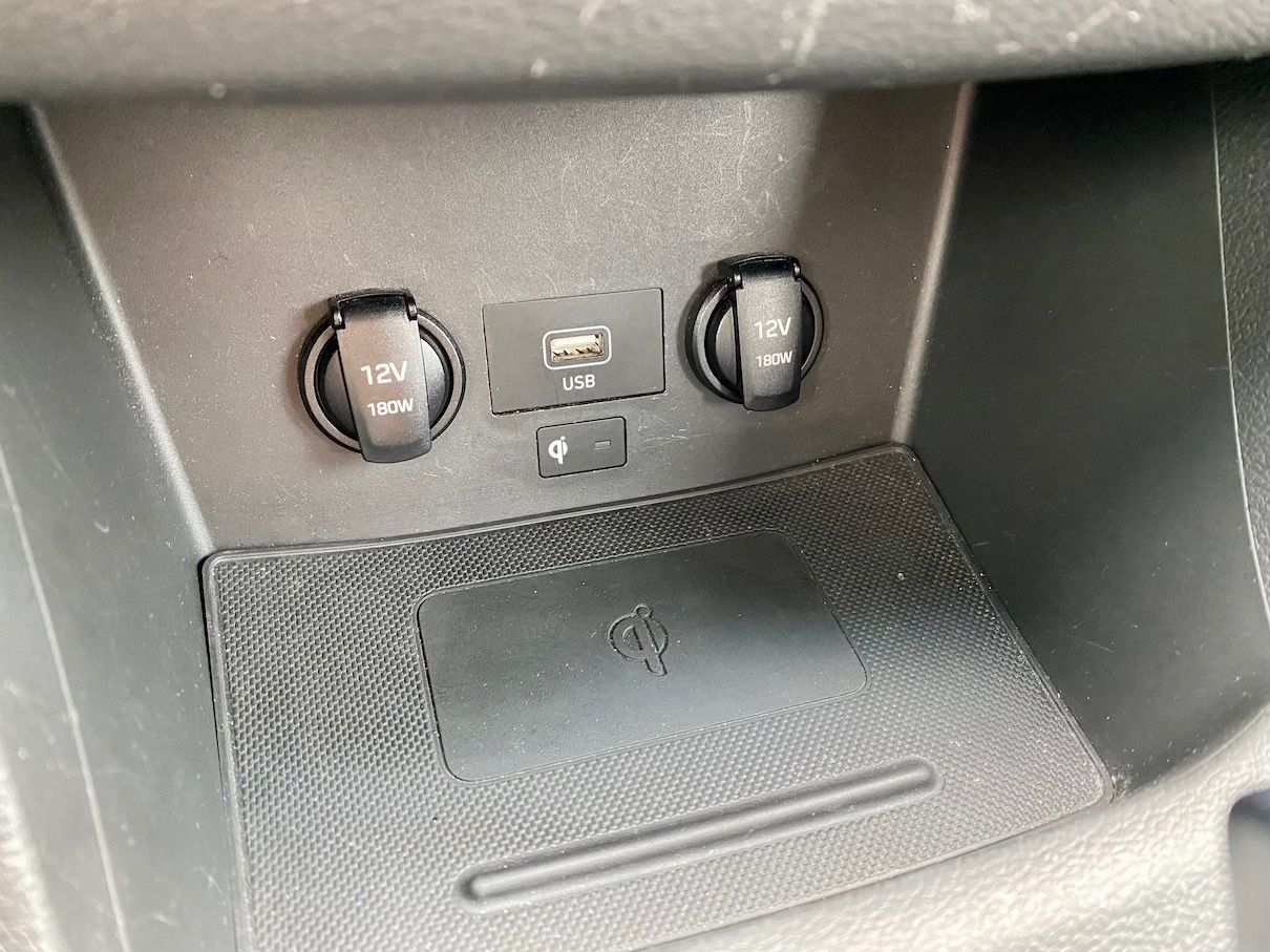 Fahrzeugabbildung Hyundai i30 1.0 DCT AAC SHZ ALLWETTER ALU