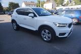 Volvo XC40 Moment*AUT*AHK*NAV*SHZ*ACC*LEDER*LED*KAMERA - Volvo in Tübingen