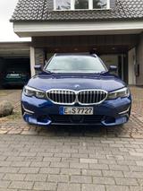 BMW 330d Touring Luxury Line HUD*PAN*AnhK*Leder - BMW 330 in Gelsenkirchen