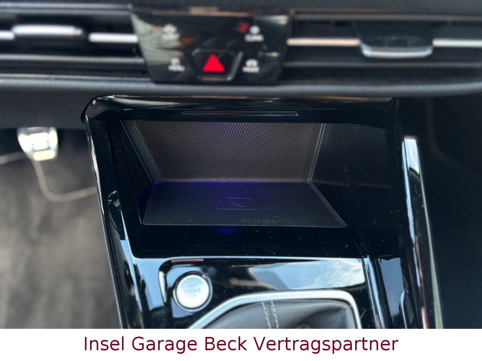 Volkswagen Golf VIII Variant R-Line|Carplay|LED|ACC|1.Hand