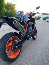 KTM 890 Duke R | 1er Hand | Scheckheft | Top Zustand - KTM 890 DUKE R