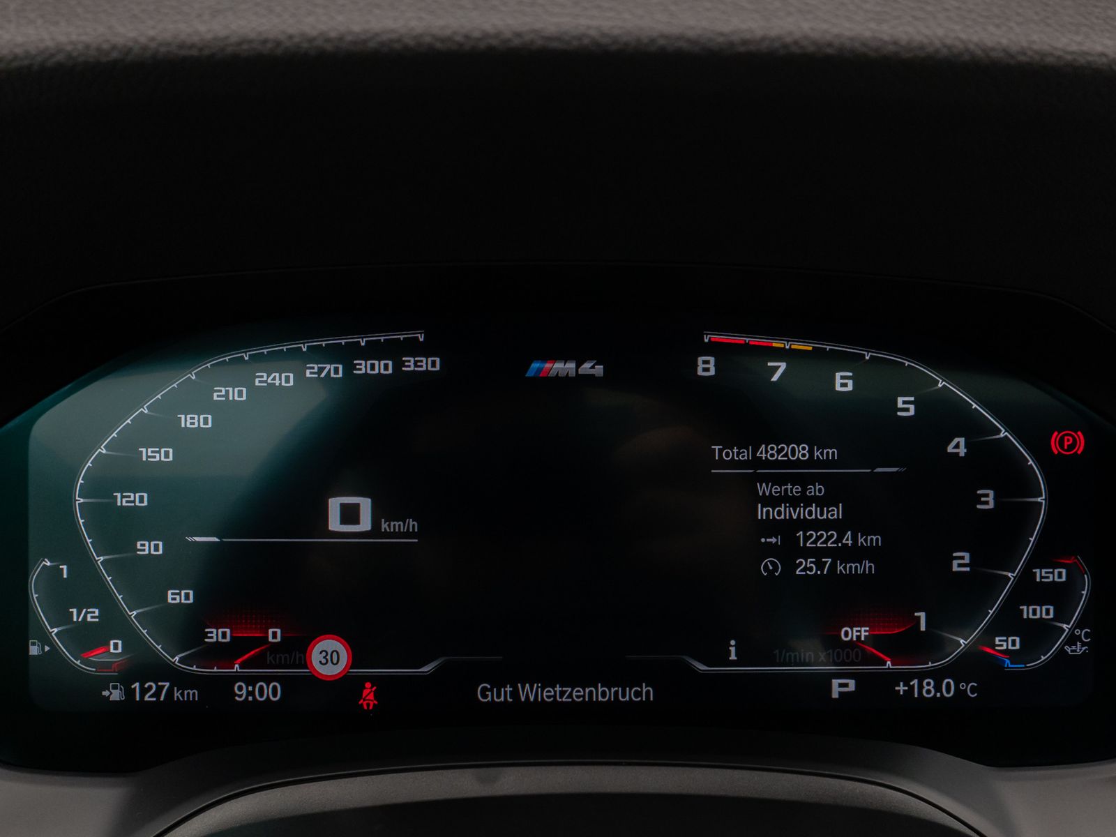 Fahrzeugabbildung BMW M4 xD Coupé Competition Kamera Glasdach HUD H/K