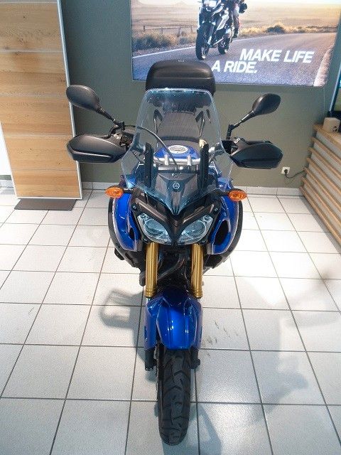 Fahrzeugabbildung Yamaha XT1200Z mit Givi Topcase
