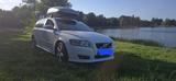 Volvo V50 R Design - Volvo V50: R Design
