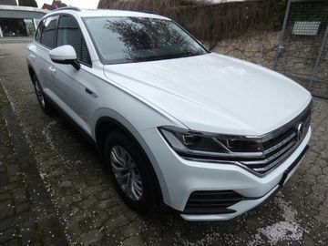 Volkswagen Touareg - 3