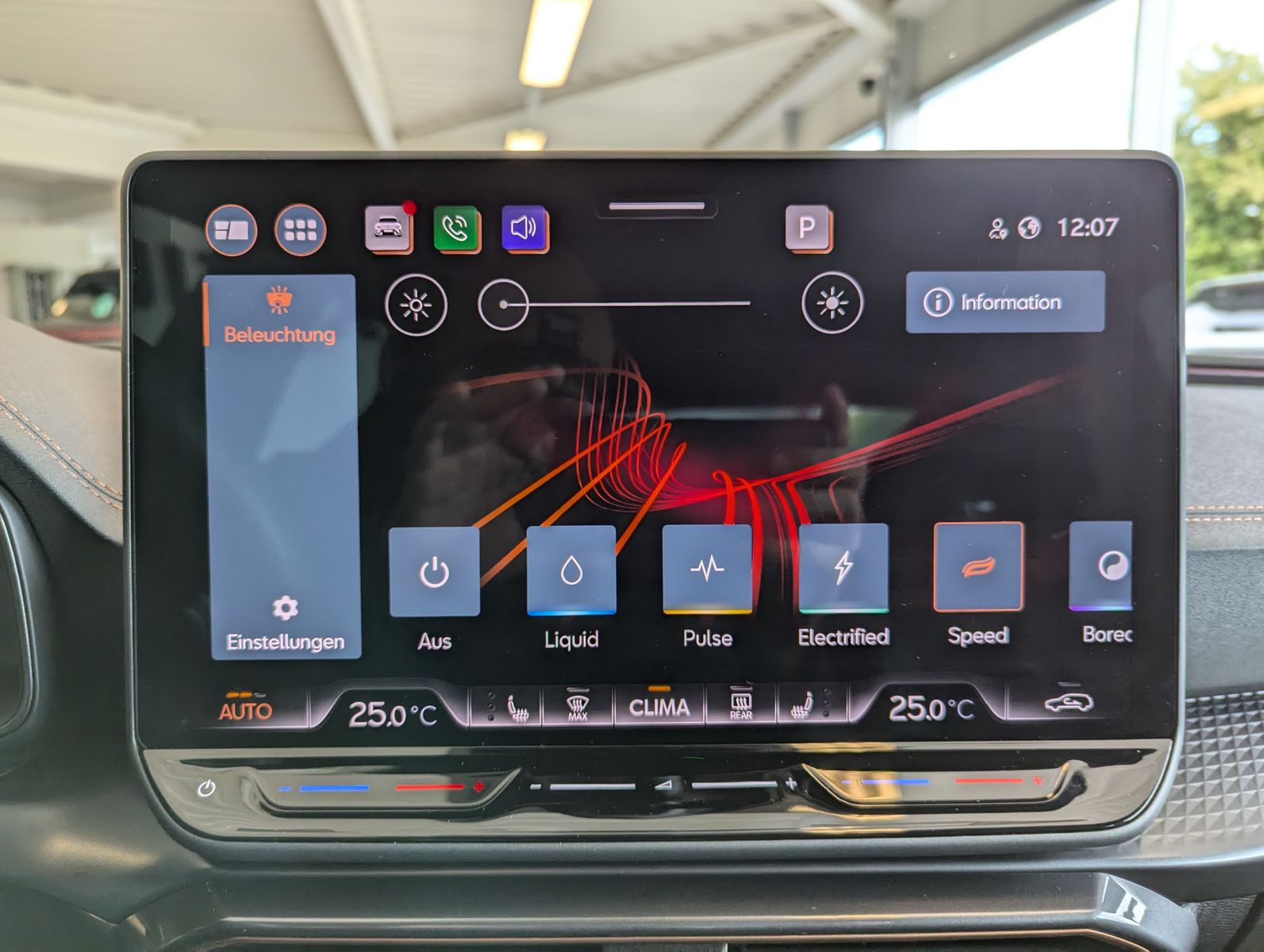 CUPRA Leon 2.0 TDI DSG Matrix Sennh Dynamic-Sitze Edge - Image 32