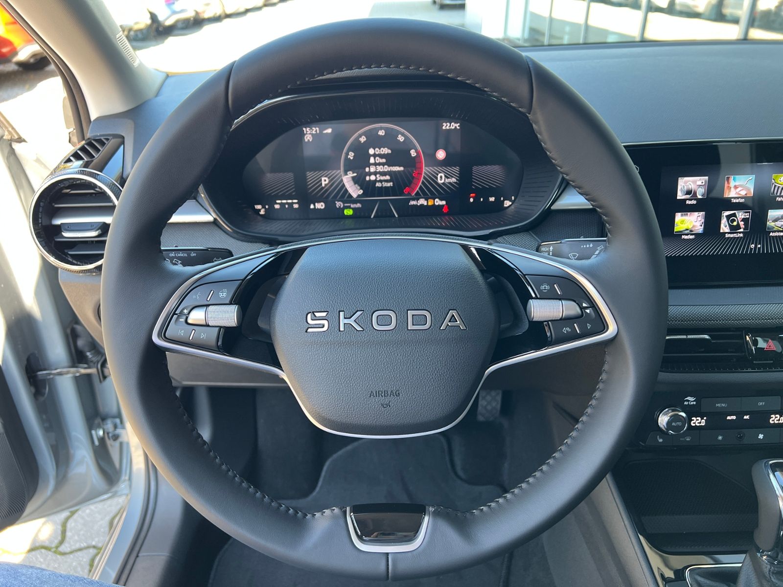 Fahrzeugabbildung SKODA Fabia Selection 1.0 TSI DSG *LED, SmartLink, Kam