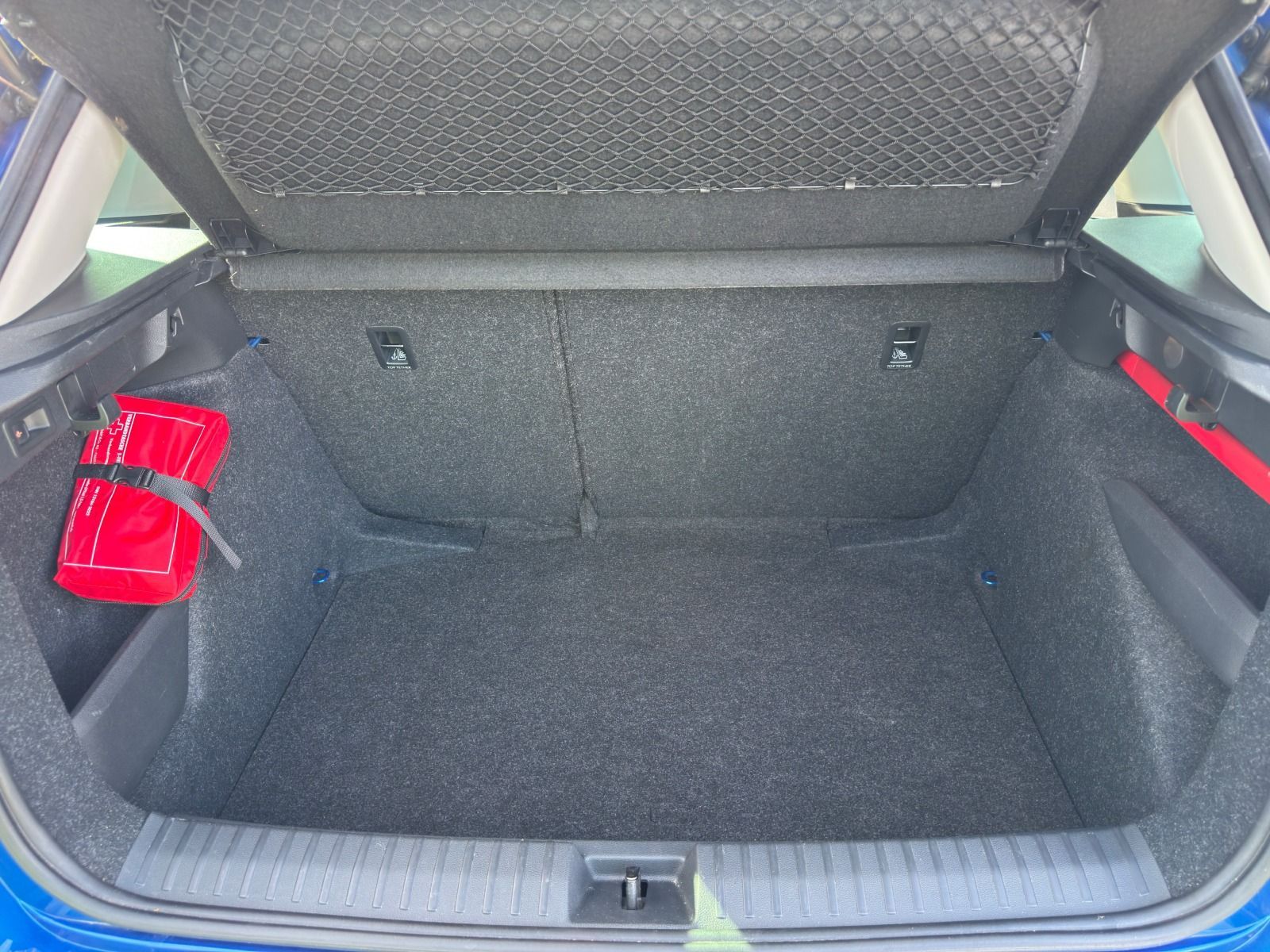 Fahrzeugabbildung SKODA Kamiq 110PS 6-Gang*NAVI*RFK*AHK