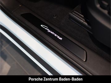 Porsche Cayenne - 9