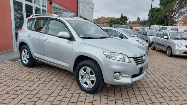 Toyota TOYOTA RAV 4 RAV4 2.2 D-4D 150 CV DPF Unico Prop