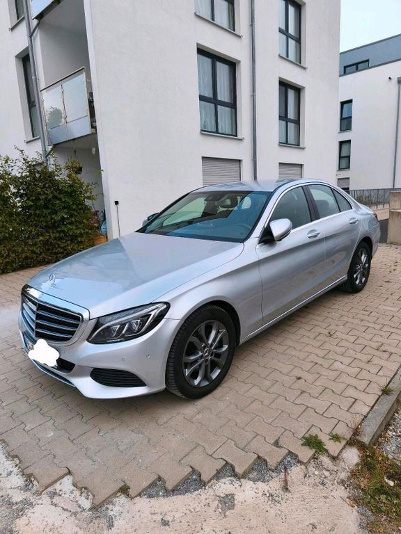 Image of Mercedes-Benz 220