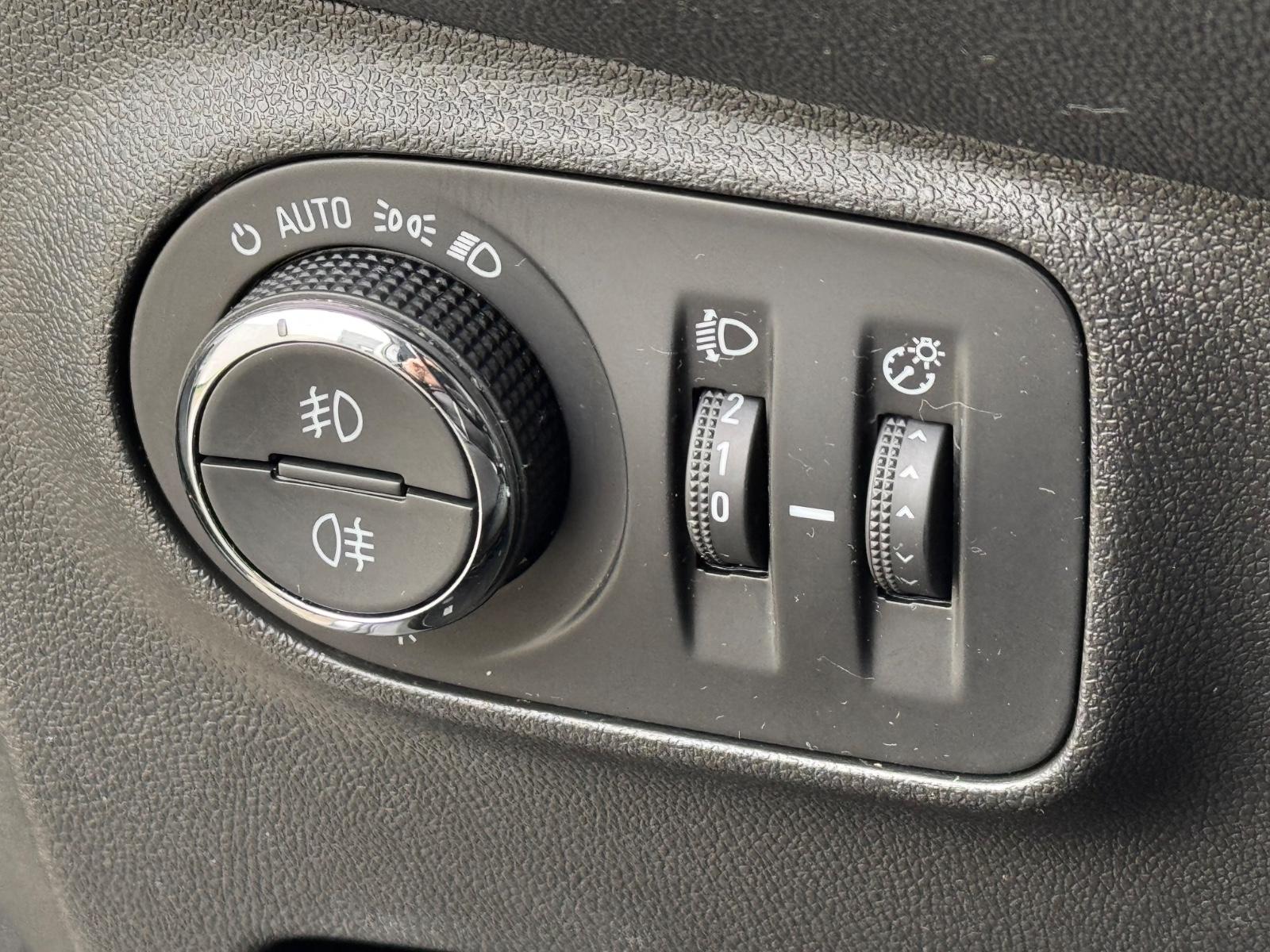 Opel Corsa S 1.4L *Rückfahrkamera*Sondermodel*LED*