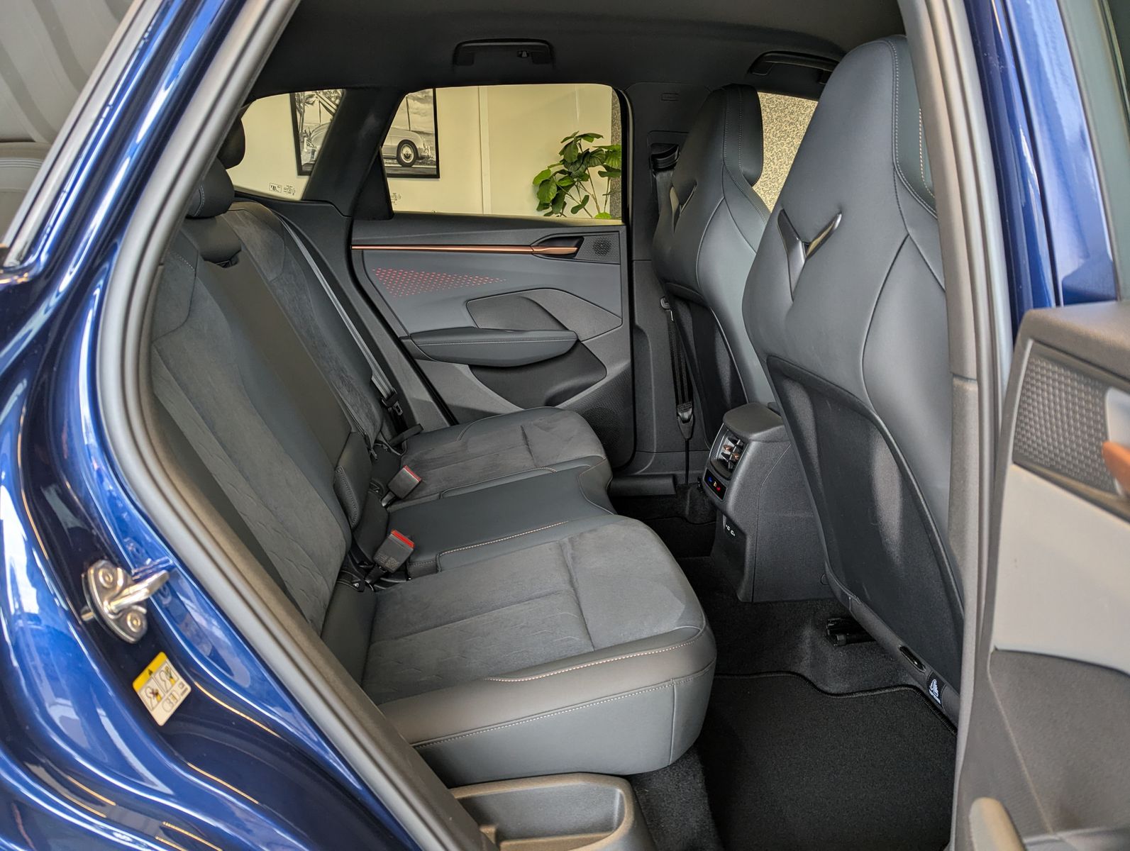 CUPRA Terramar 1.5 eTSI Sennheiser Edge-Paket HUD 19" - Image 15