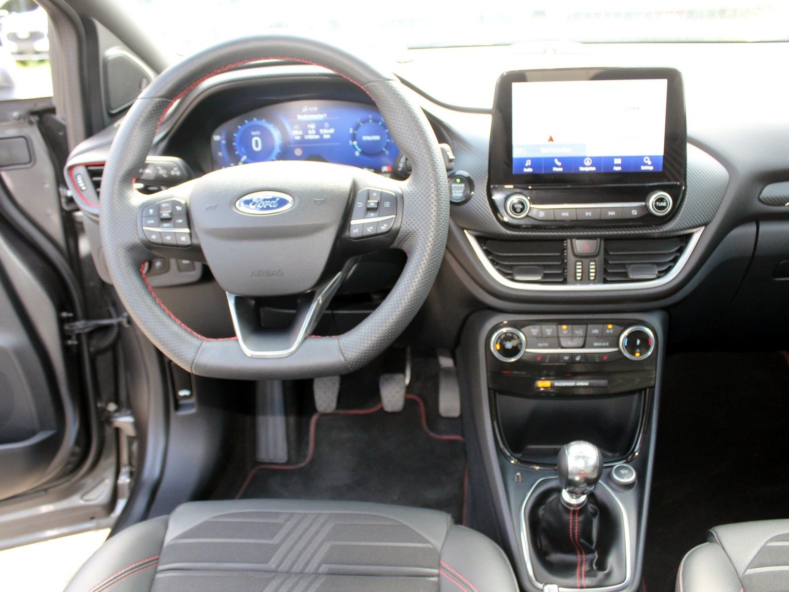 Fahrzeugabbildung Ford Puma ST-Line X 1,0 EcoBoost Mild Hybrid