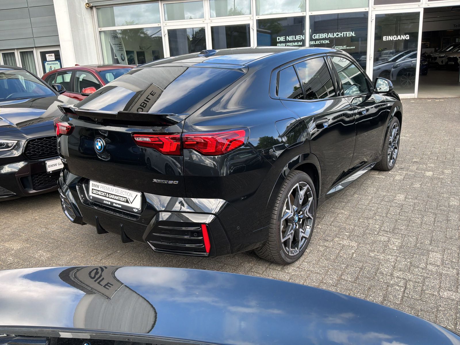 BMW iX2 - Bild 4