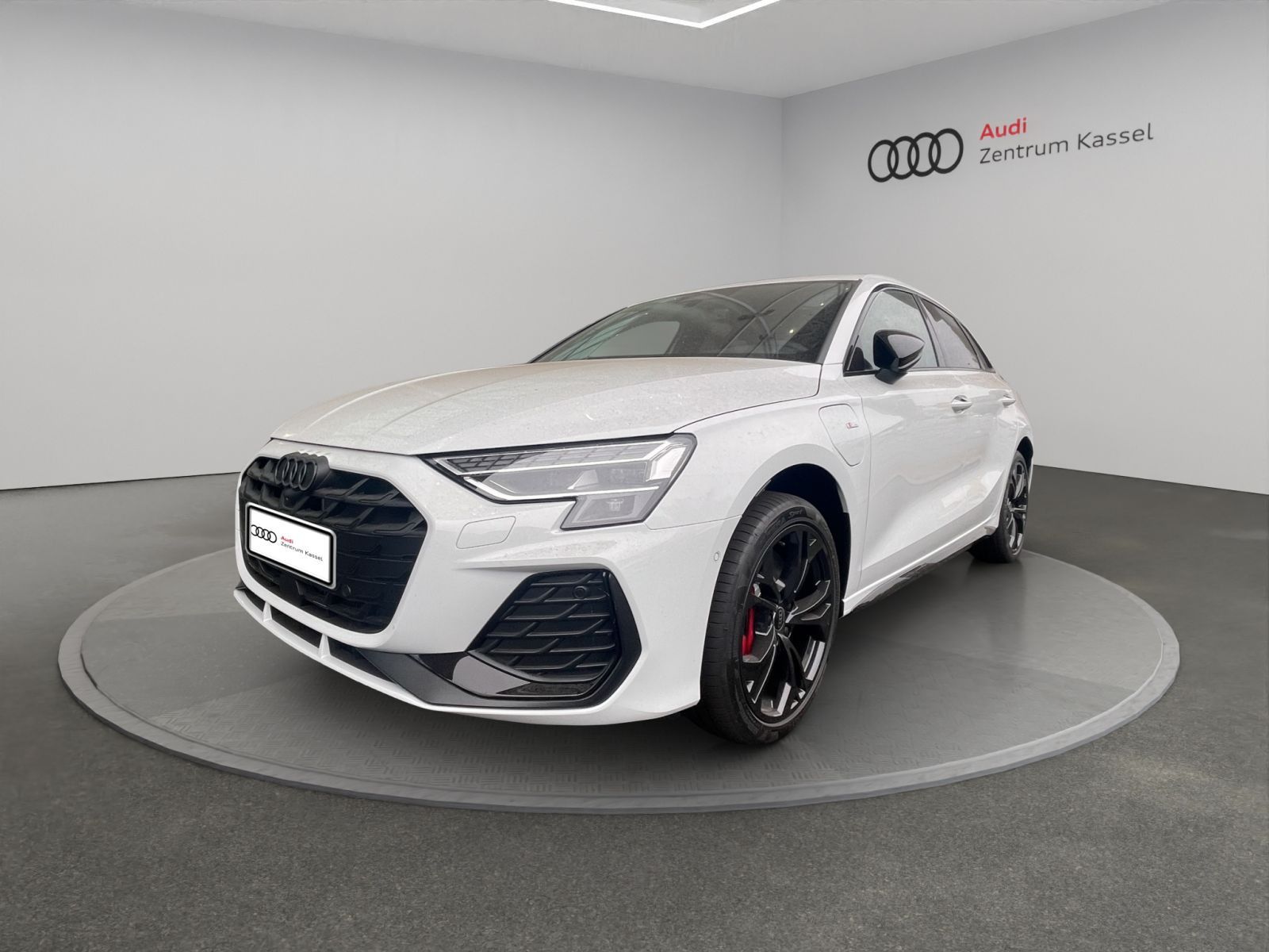 Audi A3 SB TFSIe S line LED MMI+ 360° Teilleder imagem 2
