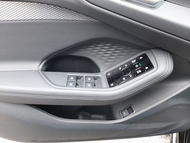 Fahrzeugabbildung Audi A5 Limousine S line TFSI Navi elekHeck Leder