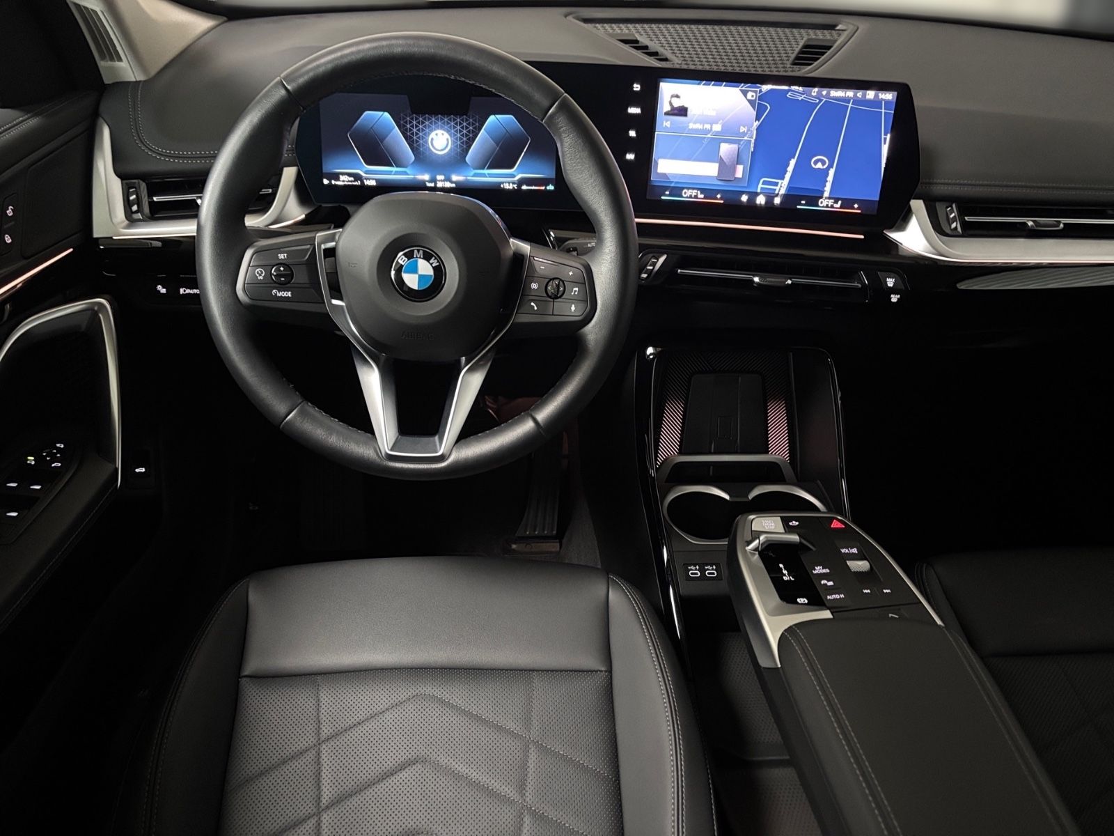BMW X1 20 d xDrive xLine -- AHK/ ACC/ DrivingPlus foto 14