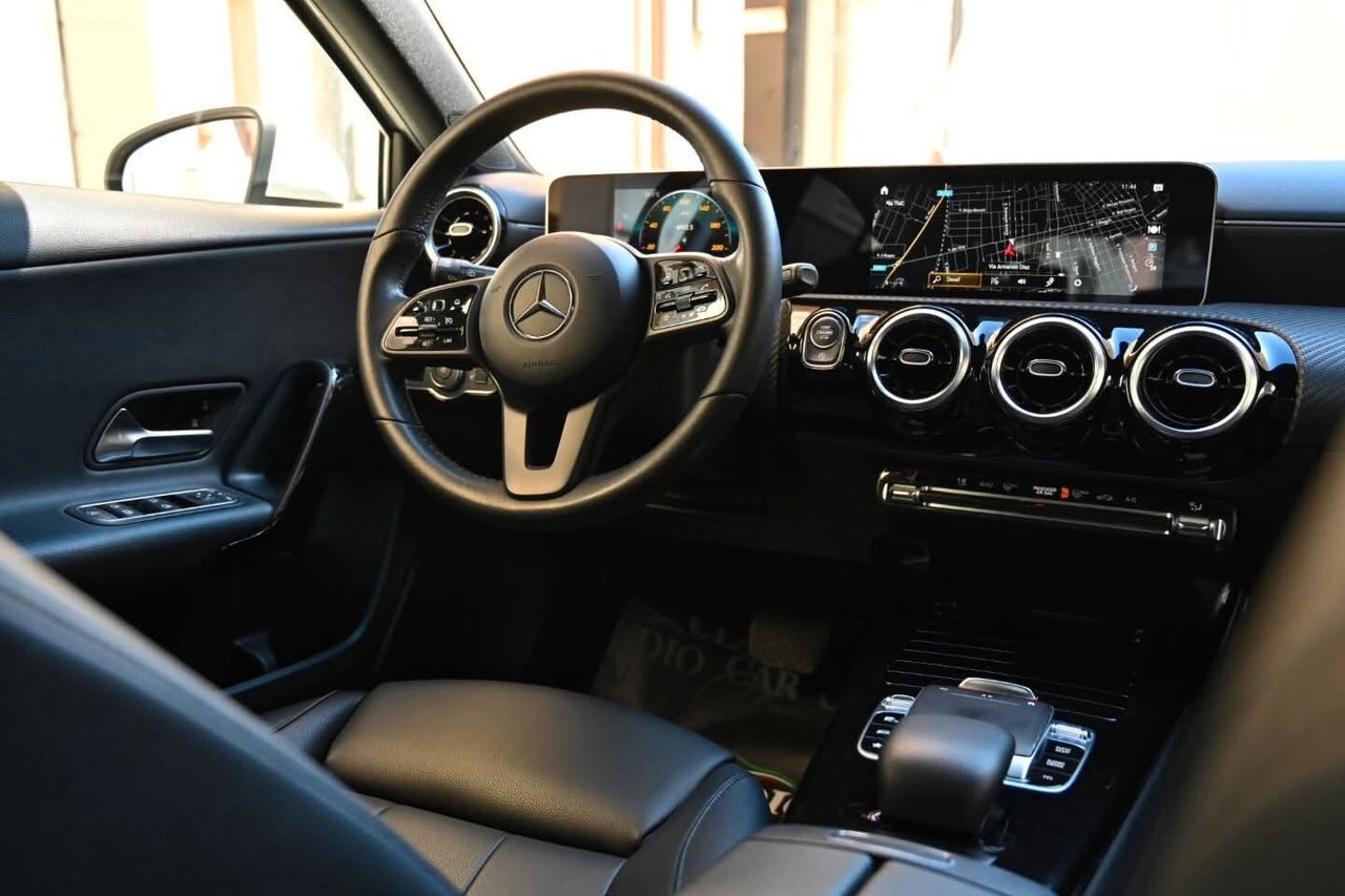 Mercedes-Benz Mercedes-benz A 180 d Automatic Executive imagem 2