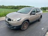 Nissan Qashqai +2 1.6 Benzin / Pano - Nissan Qashqai bis 5.000 Euro