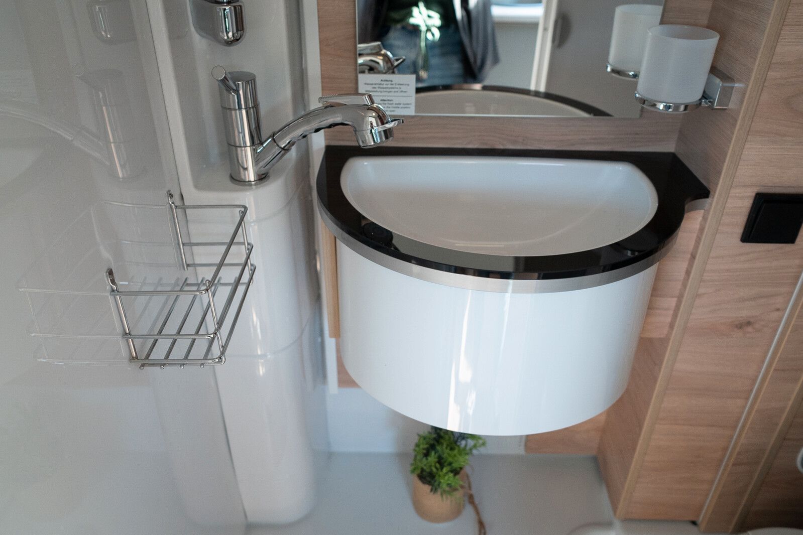 Fahrzeugabbildung Dethleffs Globebus Camp Active T 1 Active Sondermodell