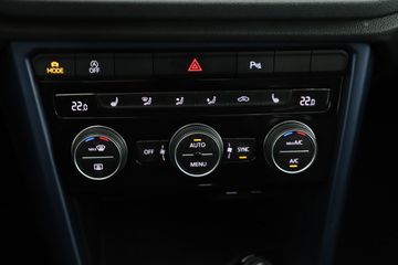 Volkswagen T-Roc - 10