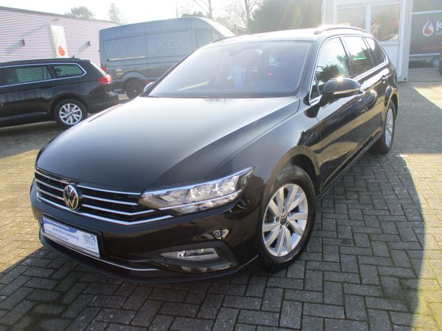 Volkswagen Passat Variant Business +Navi+GRA+PDC+LED+SHZ+