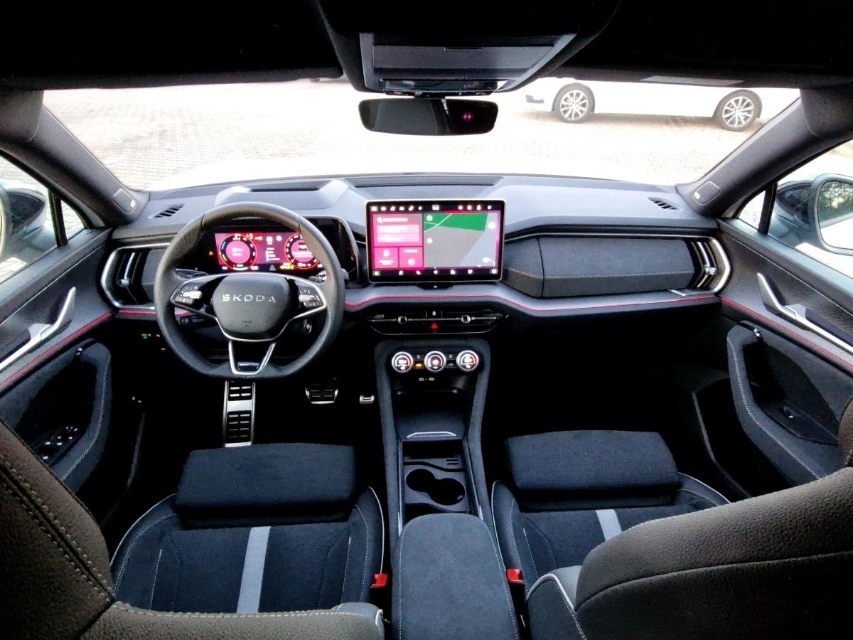 Skoda Kodiaq 1.5 TSI iV Sportline DSG Matrix Navi AHK 