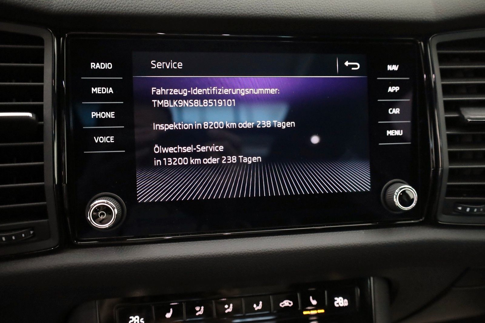 Fahrzeugabbildung SKODA Kodiaq Sportline 4x4 Leder,Navi,LED,PanDach,ACC