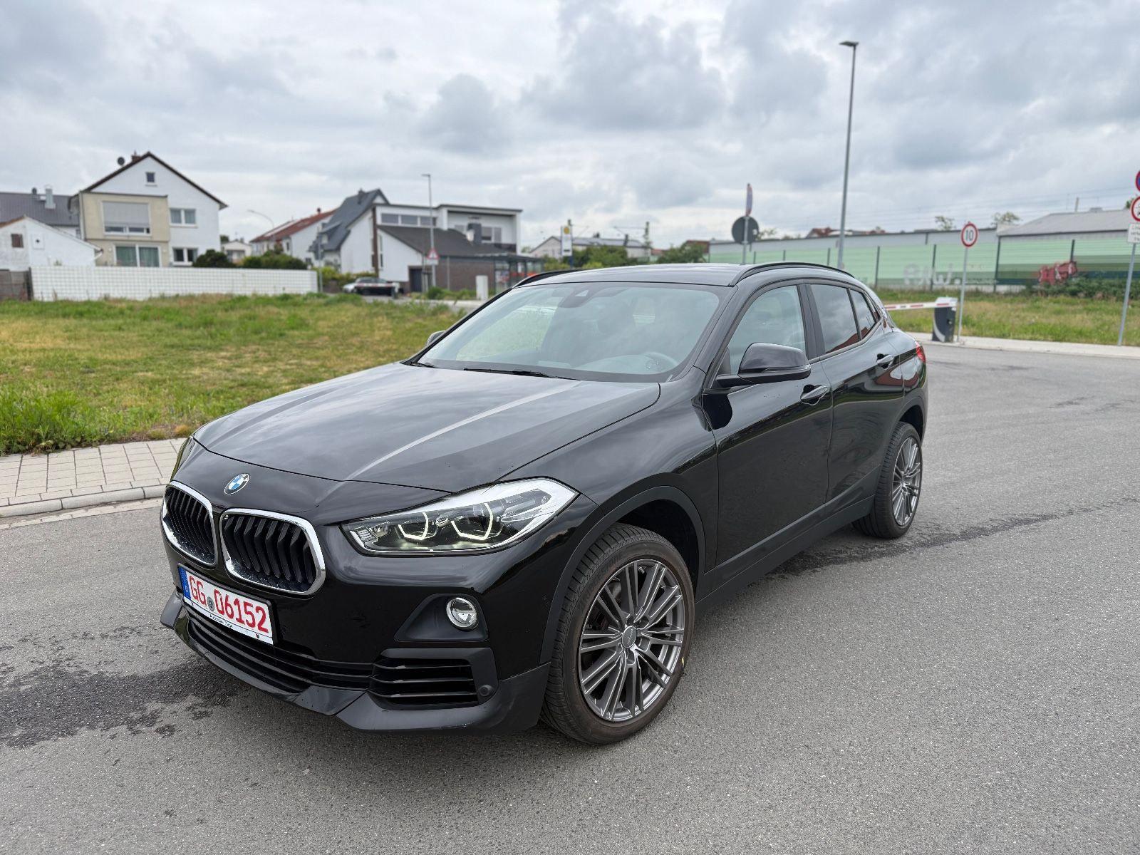 BMW X2 sDrive 18 i *SPORTSITZE+KAMERA+NAVI+18"ZOLL* foto 13