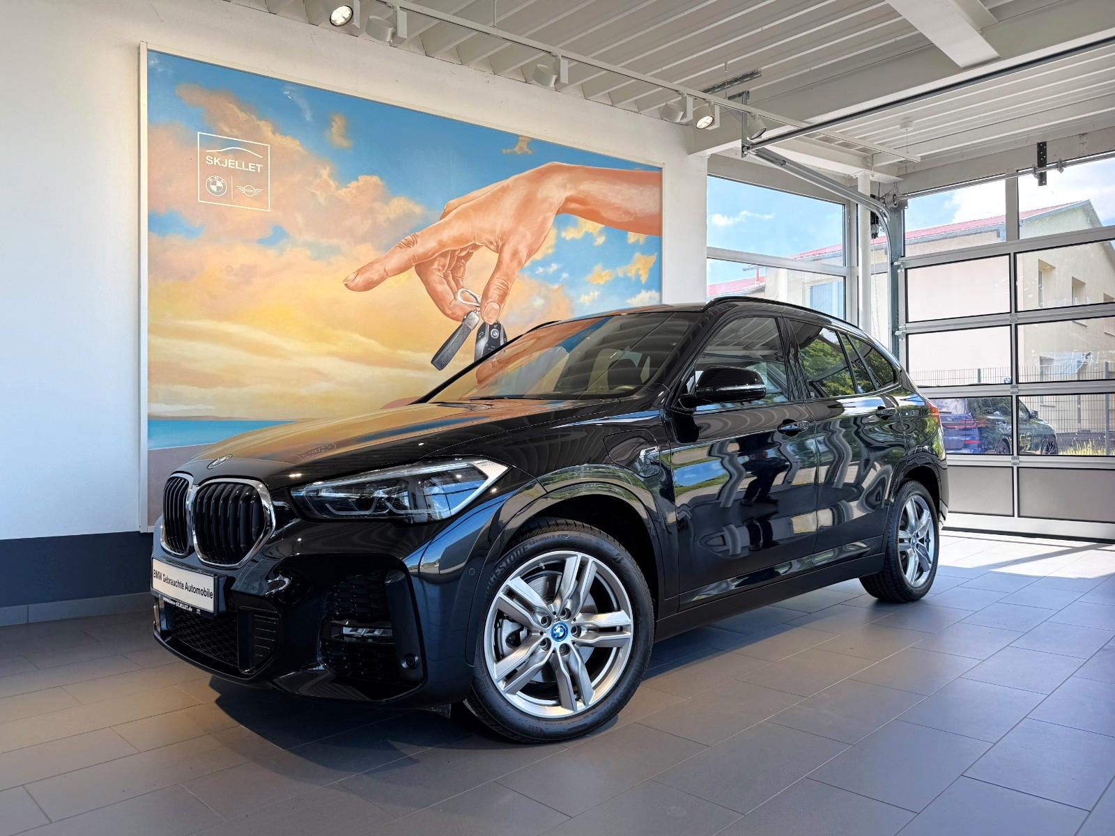 BMW X1 xDr. 25 e M SPORT KAM+HUD+AHK+PANO+LEDer+AL