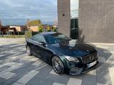 Mercedes-Benz E 400 Aut. AMG Line Coupe 4MATIC  Dist. Nav. Pan - gebrauchte Mercedes-Benz E 400 aus dem Jahr 2016